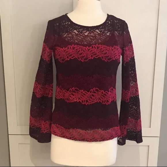 Banana Republic lace burgundy and pink top size S - Picture 2 of 5